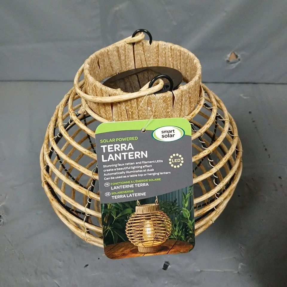 SMART SOLAR TERRA SOLAR LANTERN