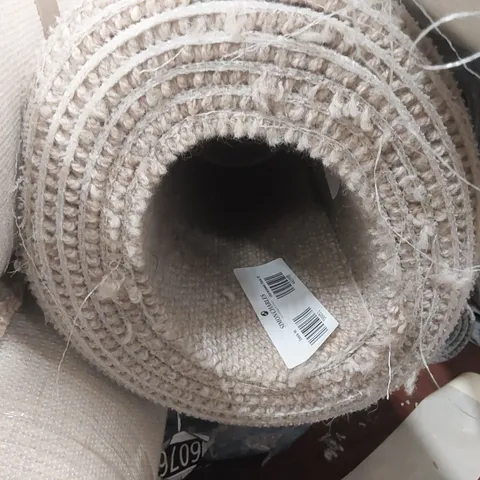 ROLL OF QUALITY BEACHCOMBER BARNACLE CARPET - APPROXIMATELY 5 x 4.65m // LARGE CUT THROUGH MIDDLE