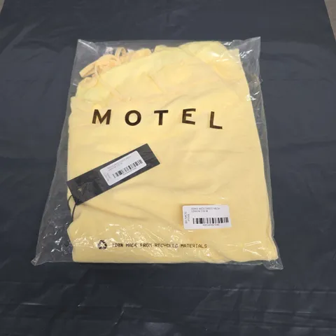 MOTEL MIDI DRESS IN LEMON SIZE MEDIUM 