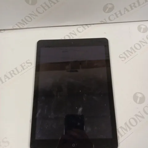 APPLE A1474 IPAD AIR 
