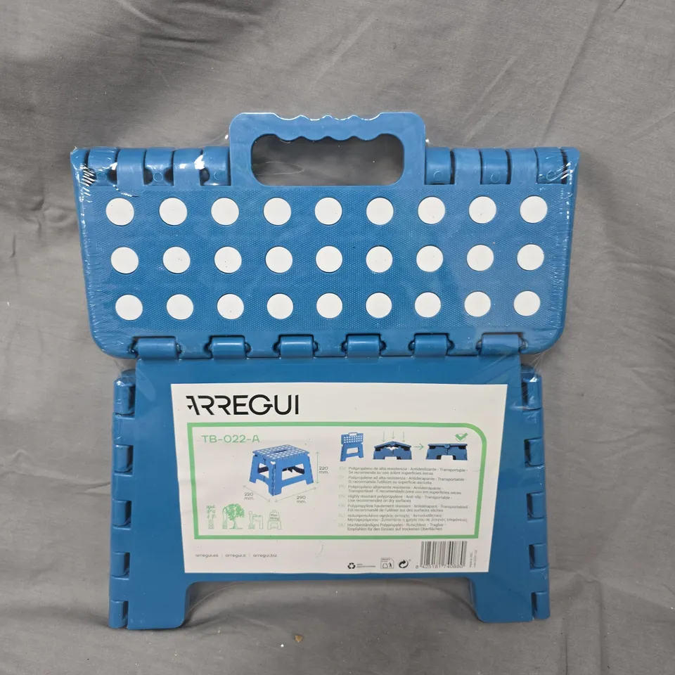 SEALED ARREGUI MINI ANTI-SLIP STEP STOOL 