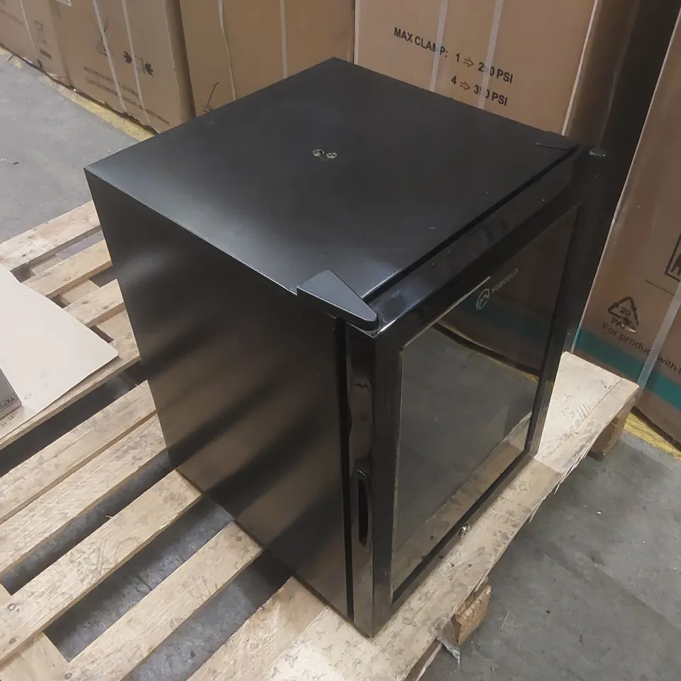 SUBCOLD SUPER 35 LED BEER FRIDGE