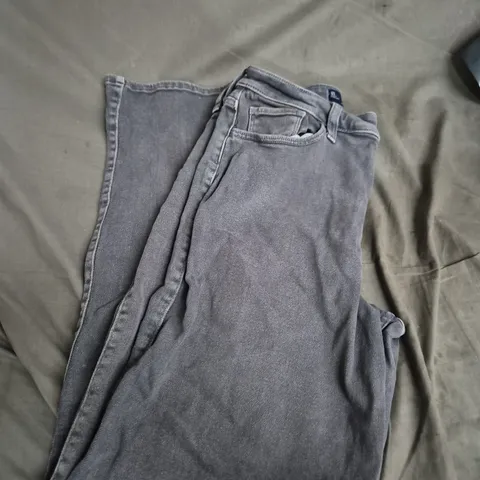 HOLLISTER ULTRA HIGH-RISE DAD JEANS – VINTAGE STRETCH, BLUE DENIM, UK 12L (US 12L), 31IN INSEAM