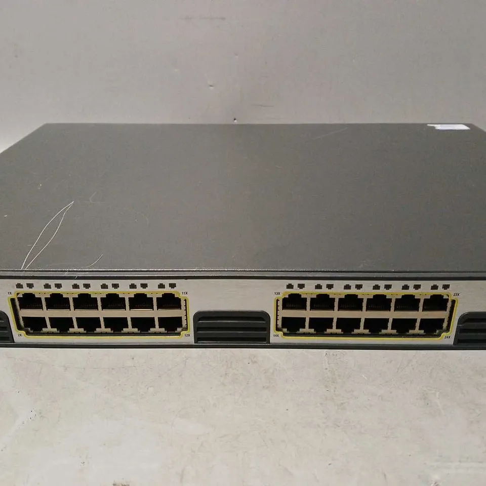 CISCO SYSTEMS CATALYST 3750 SERIES 