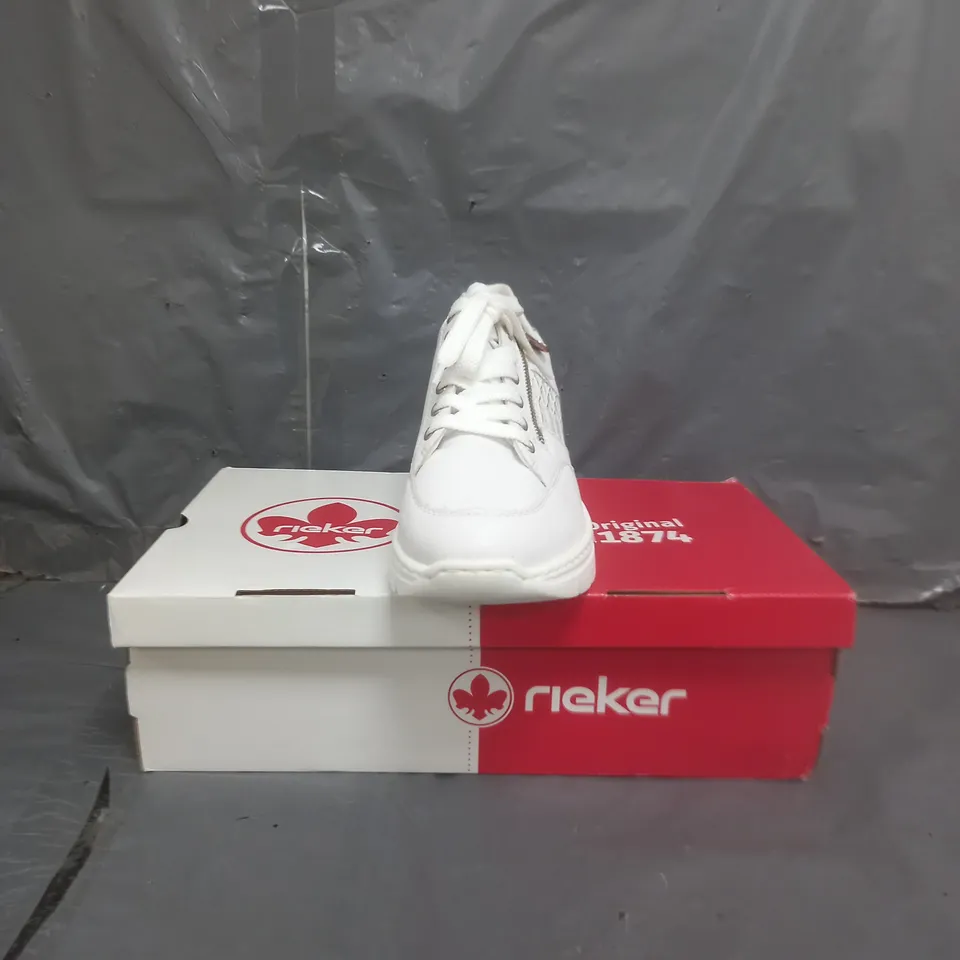 RIEKER WEDGE PLATFORM TRAINERS WHITE SIZE 7.5