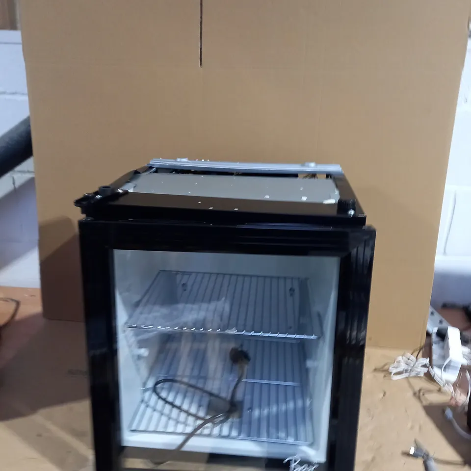 DRINKSTUFF FROSTBITE MINI FRIDGE - BLACK
