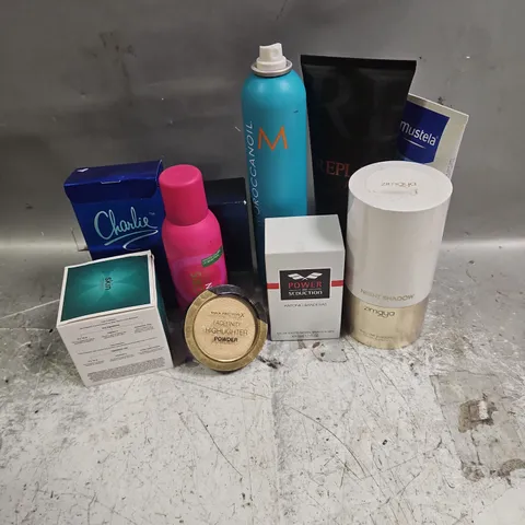 BOX OF APPROXIMATELY 15 ASSORTED COSMETIC PRODUCTS TO INCLUDE - SKIN RESEARCH ANTI-AGEING DUO MOISTURISER - MOROCCANOIL LUMINOUS HAIRSPRAY - ANTONIO BANDERAS EAU DE TOILETTE - ETC