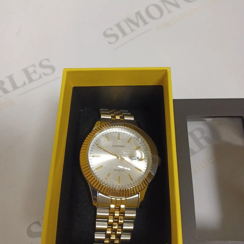 BOXED SEKONDA GENTS CLASSIC TWO TONE WATCH WITH STAINLESS STEEL BRACELET - SILVER & GOLD