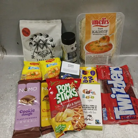 APPROXIMATELY 12 ASSORTED FOOD & DRINK ITEMS TO INCLUDE - MAGGI 2 MINUTE NOODLES - MELIS KADAYIF SHREDDED FILLO DOUGH - STRAWBERRY TWIZZLERS - ETC