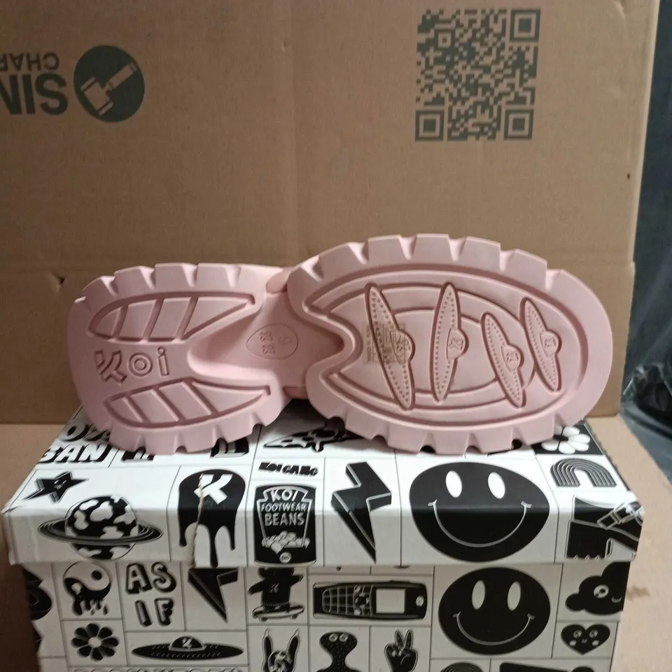 KOI CAKE SHOW BALLERINA PLATFORM SHOES PINK PATENT SIZE 9