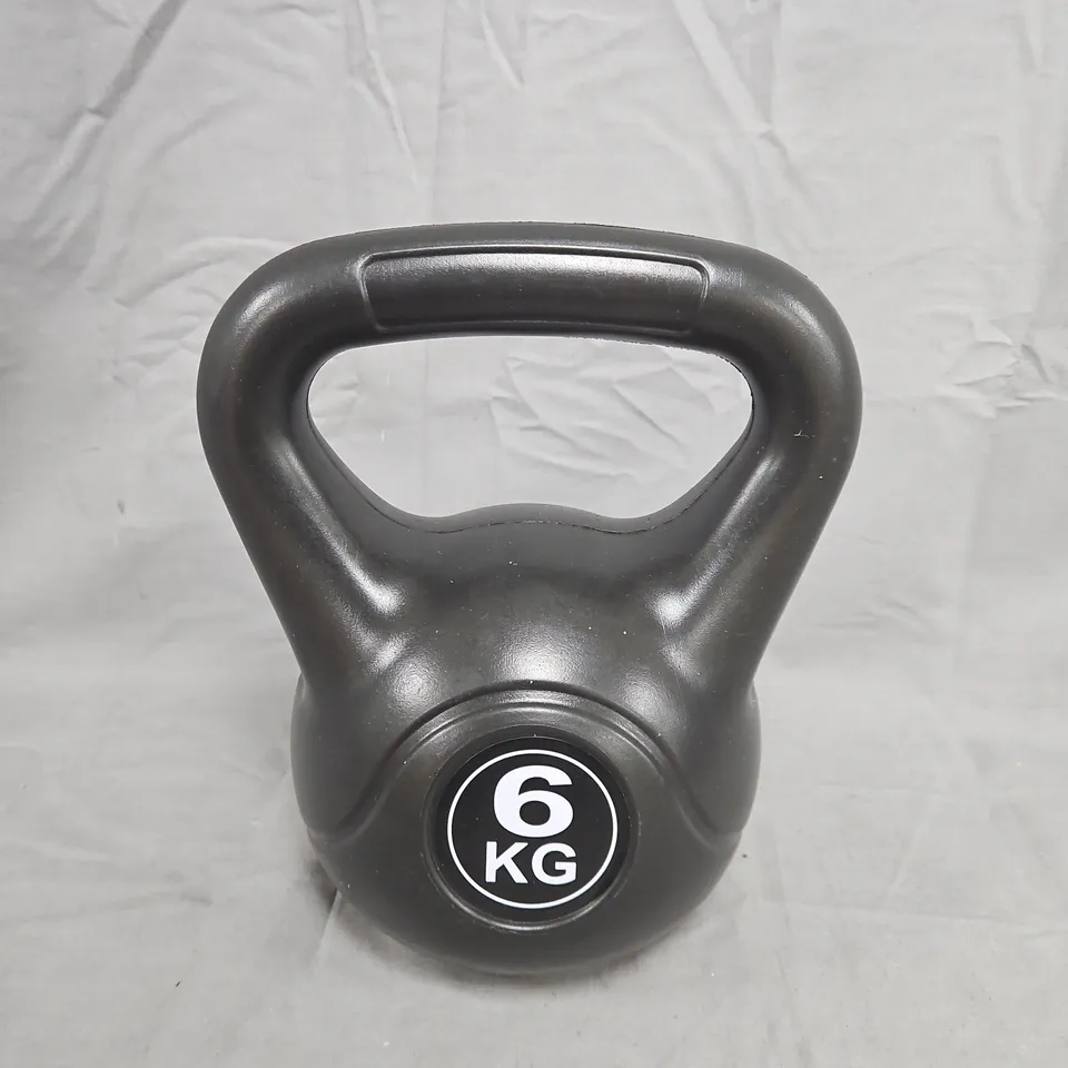 KETTLEBELL – 6 KG, BLACK