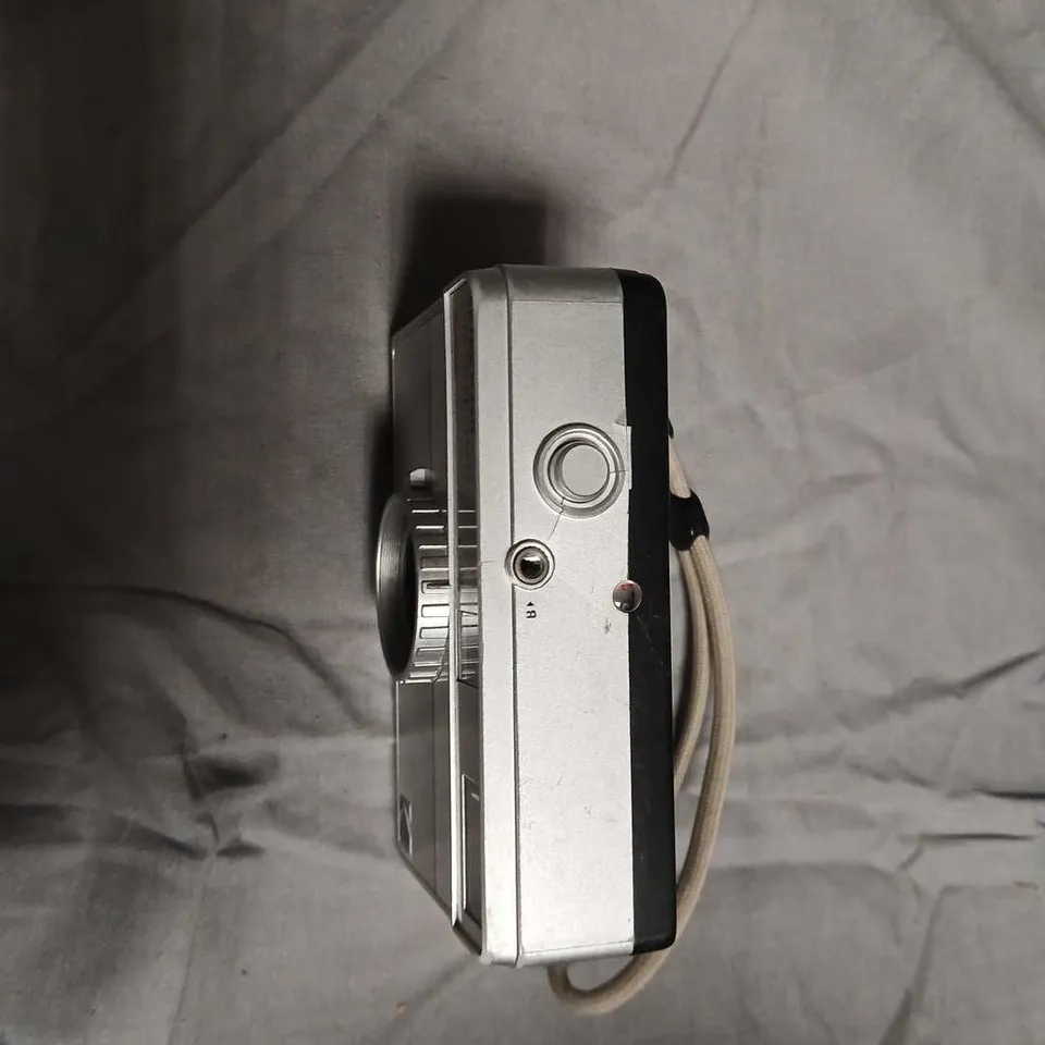 KODAK HALF FILM CAMERA-MODEL UNSPECIFIED