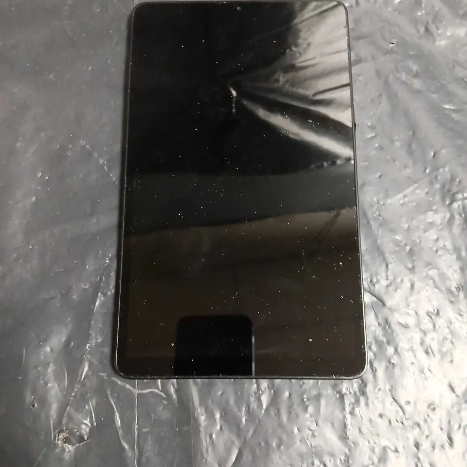 SAMSUNG GALAXY TAB A9 SM-X115, 64GB – BLACK (CRACKED SCREEN)