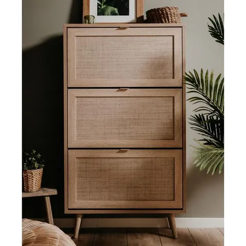 BRAND NEW BOXED BOROX WOODEN SHOE STORAGE CABINET WITH 3 DOORS IN SONOMA OAK (1 BOX)