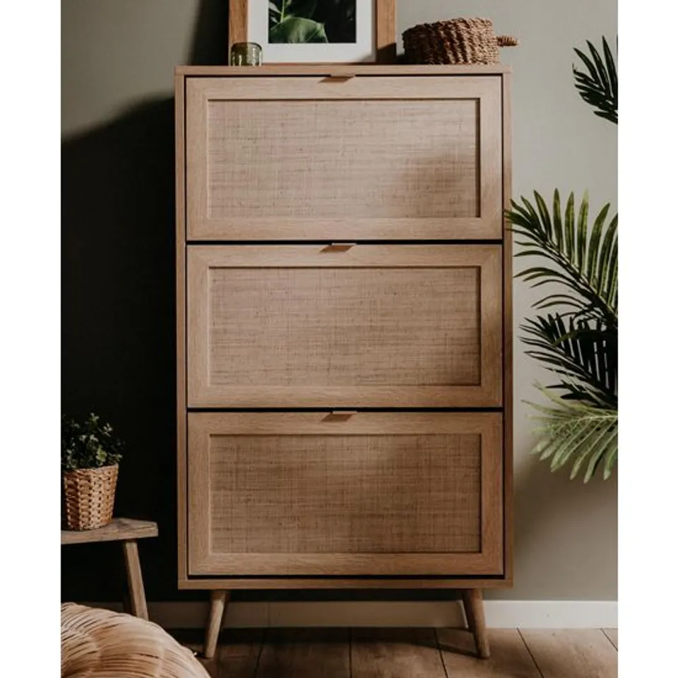 BRAND NEW BOXED BOROX WOODEN SHOE STORAGE CABINET WITH 3 DOORS IN SONOMA OAK (1 BOX)