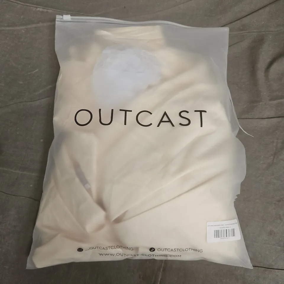 BAGGED OUTCAST CARMENNE MAXI DRESS IN IVORY - SMALL