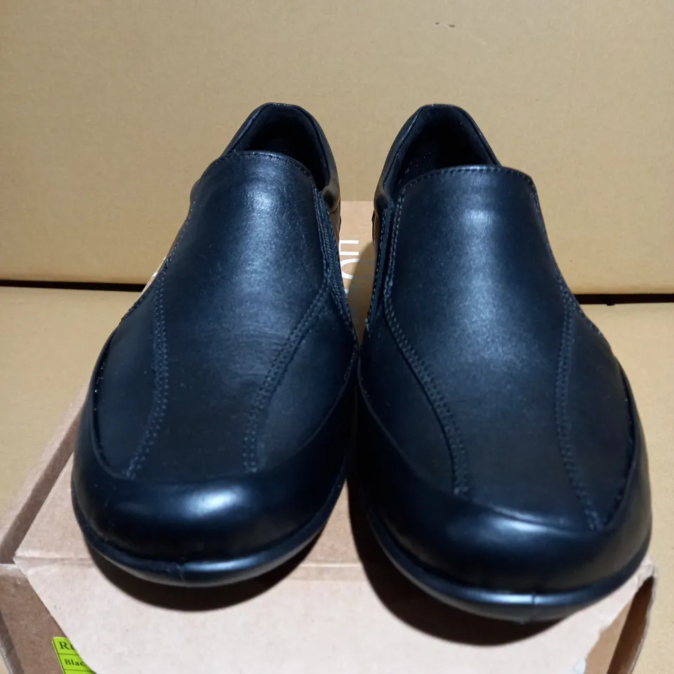 HOTTER RUBY WOMENS SHOE - SIZE 6