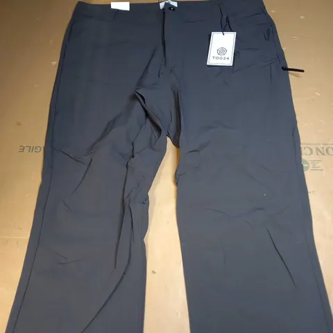 TOG 24 CARGO TROUSERS SIZE 18S