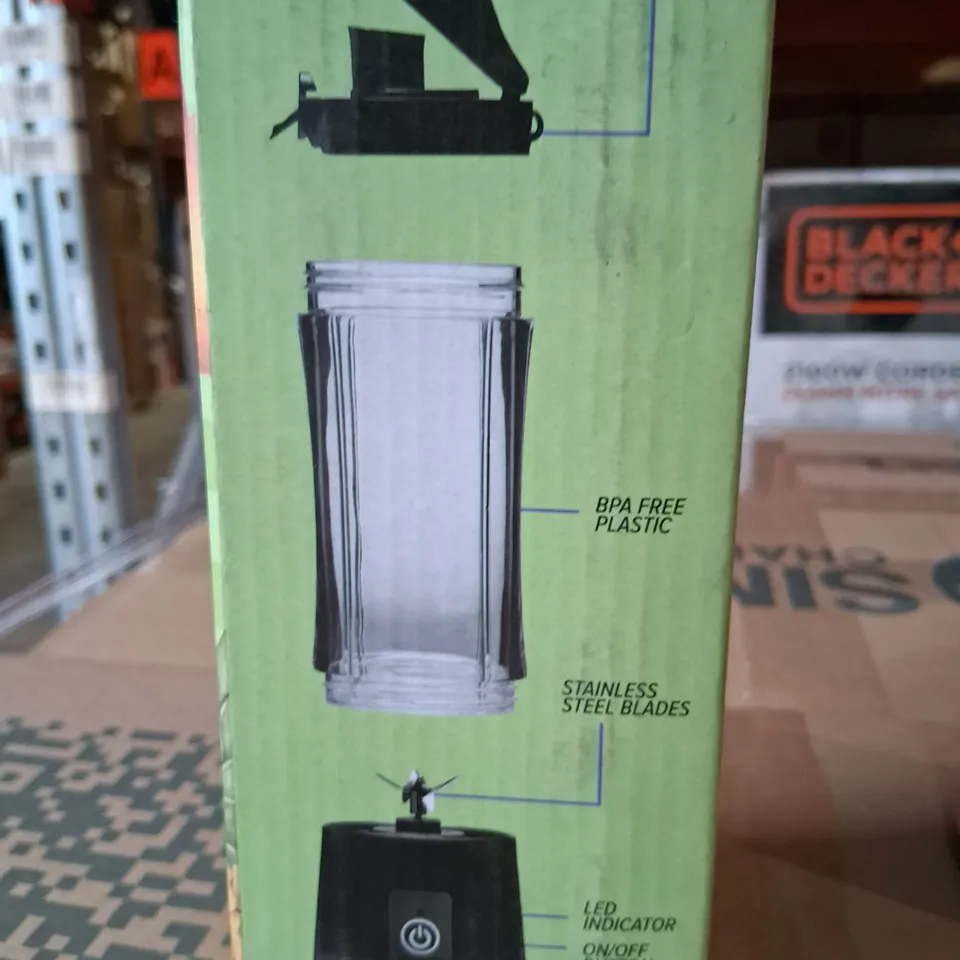 TWENTY BRAND NEW BOXED ROHS SQUEEZED JUICE CUP PORTABLE BLENDERS