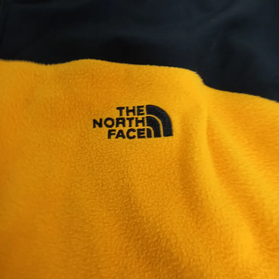 THE NORTH FACE ZIP UP LONG SLEEVE FLEECE IN ORANGE/BLACK - XL