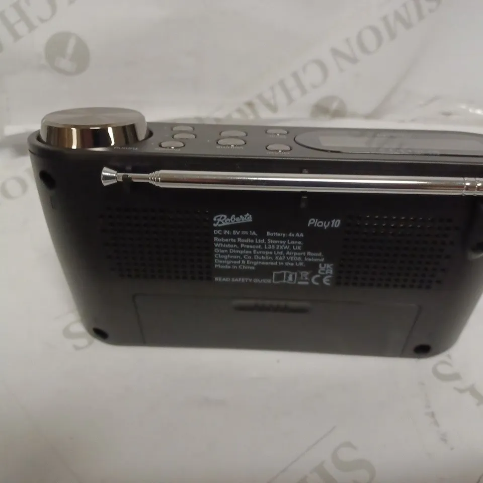 ROBERTS PLAY 10 DAB/DAB+/FM RDS DIGITAL PORTABLE RADIO
