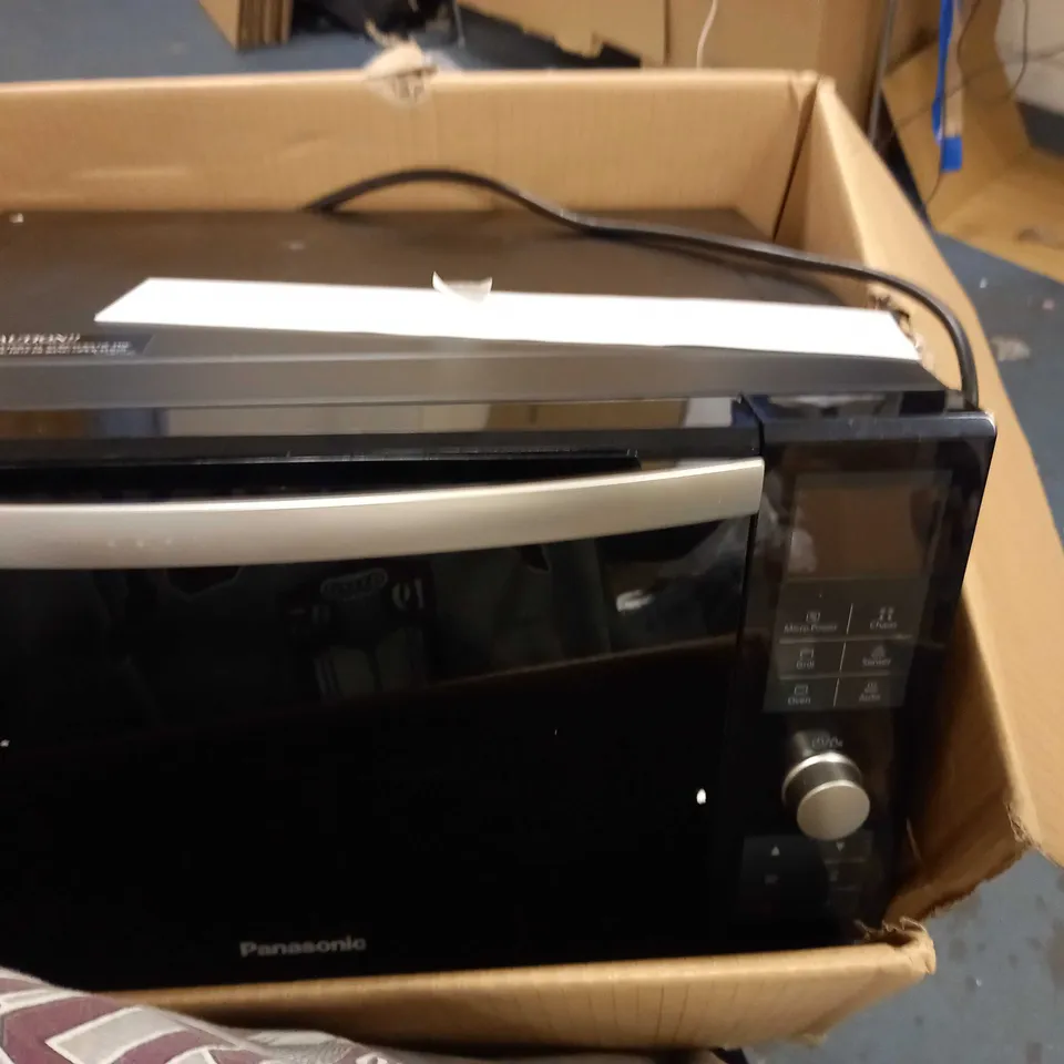 PANASONIC NN-DF386B BLACK COMBINATION OVEN