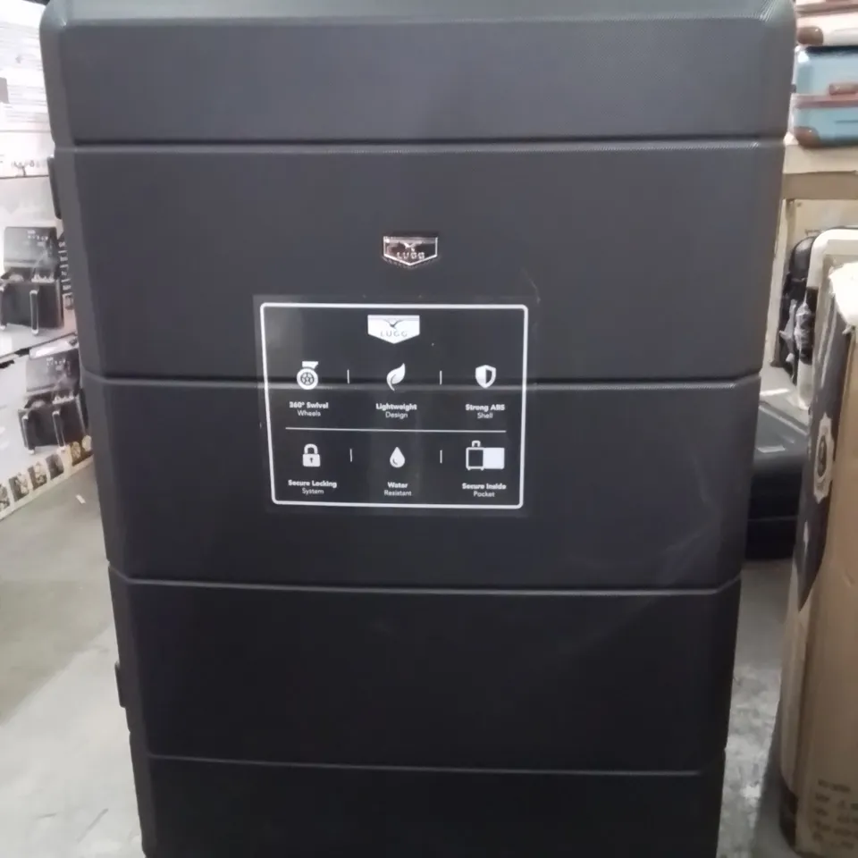 LUGG TRAVEL SUITCASE BLACK 
