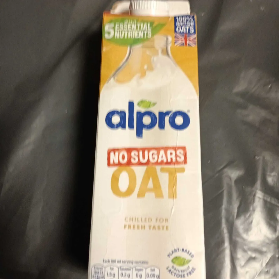 APPROXIMATELY 8 ASSORTED FOOD AND DRINK ITEMS INCLUDING WESSEX MILL STRONG WHITE BREAD FLOUR , CURED CHORIZO AND ALPRO OAT DRINK