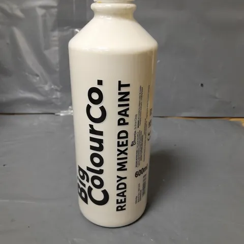 LOT OF 24 BOTTLES OF READY MIXED PAINT - WHITE - 600ML PER BOTTLE