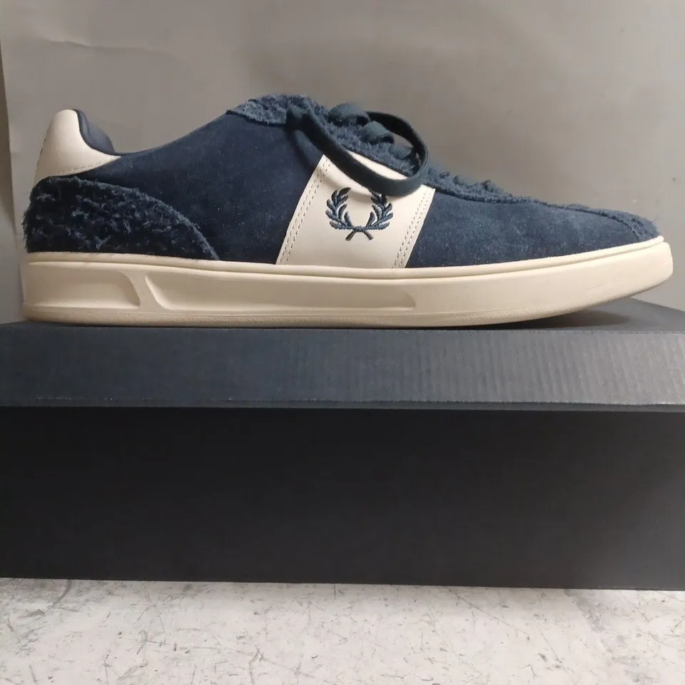 BOXED PAIR OF FRED PERRY SUEDE/LEATHER SHOES IN BLUE/WHITE SIZE UK 10
