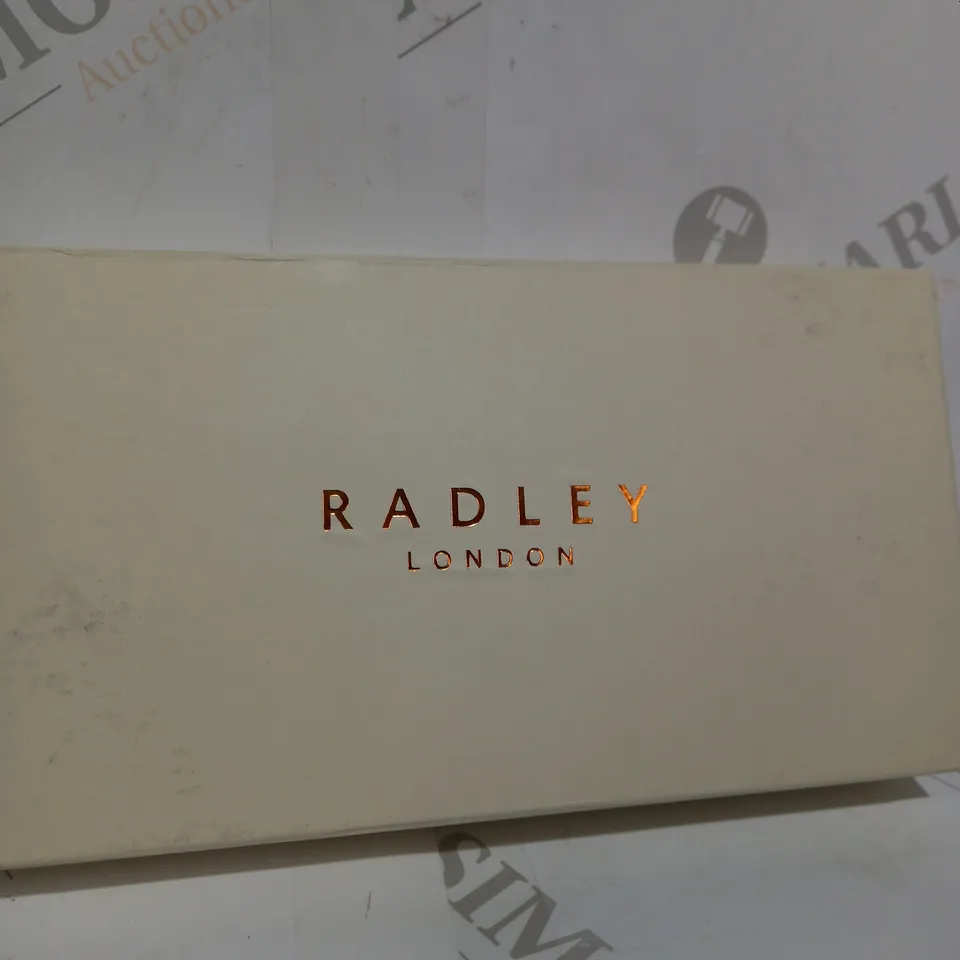 BOXED RADLEY LONDON KHAKI GREEN PURSE