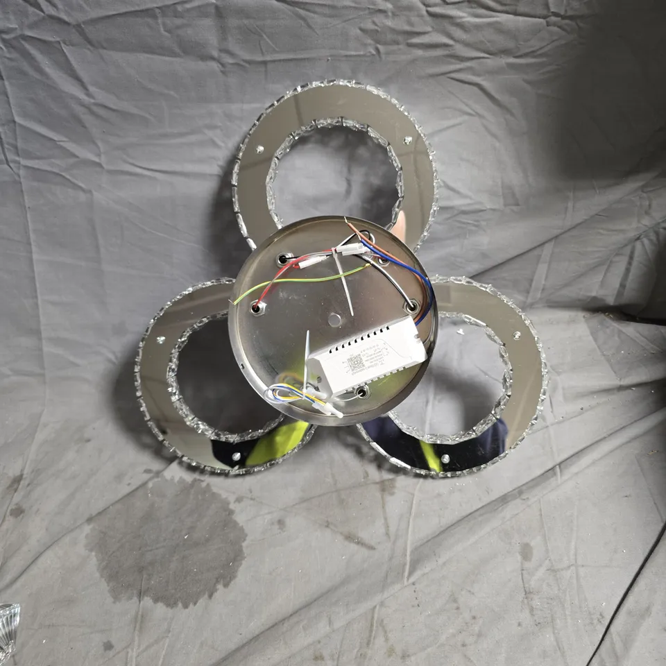 THREE-RING LED CEILING LIGHT FIXTURE DIAMOND STYLE