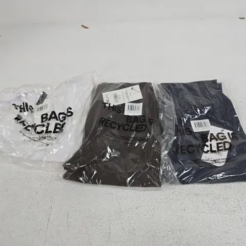 APPROXIMATELY 20 ASSORTED CLOTHING ITEMS IN VARIOUS SIZES, COLOURS & STYLES TO INCLUDE ULTRA SOFT SIDE POCKET BIKE SHORTS, ULTRA SOFT CONTOUR FULL LENGTH TIGHTS, CROPPED FIT TSHIRT, ETC