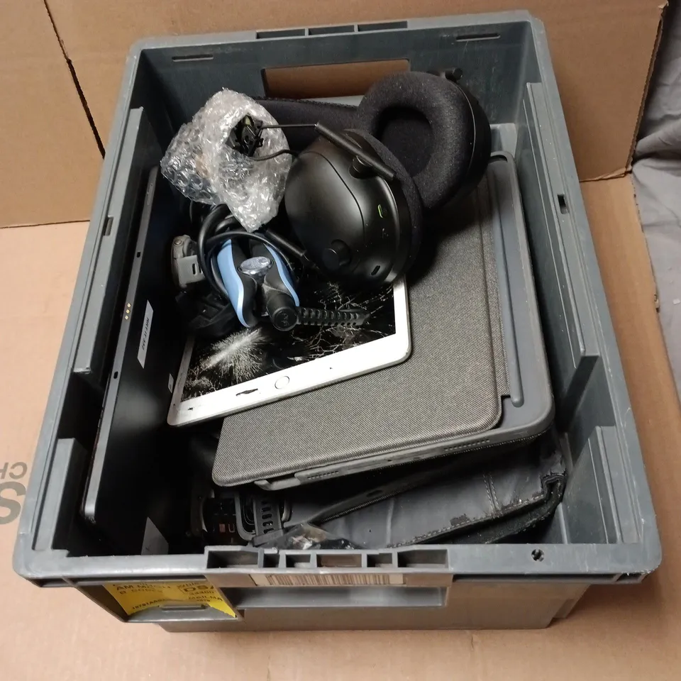 TOTE OF APPROXIMATELY 10 X ASSORTED ELECTRICAL/RELATED ITEMS TO INCLUDE HEADPHONES, SMART WATCH, GHD, APPLE IPAD ETC