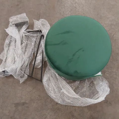 BOXED HOMESDIRECT365 GREEN VELVET STOOL