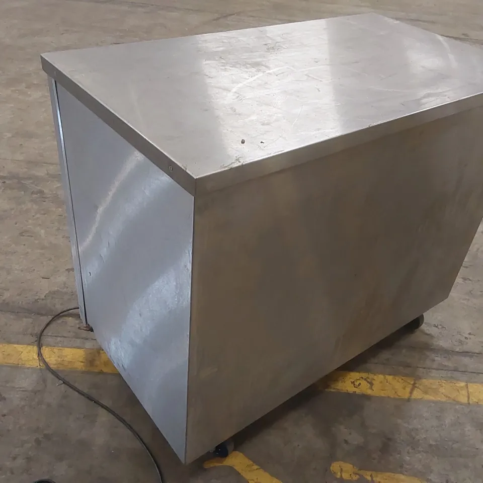 VICTOR HC30SS COMMERCIAL HOT CUPBOARD