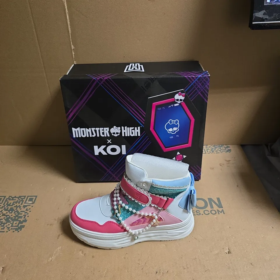 KOI MONSTER HIGH NEPTUNA CHUNKY HI TOP TRAINERS - MULTICOLOUR - UK SIZE 4 