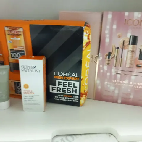 FIVE ASSORTED COSMETICS PRODUCTS TO INCLUDE; ICONIC LONDON GLOWING OUT-OUT GIFT SET, L'OREAL MEN EXPERT FEEL FRESH, CAUDALIE VINOPURE, SUPER FACIALIST DARK CIRCLES EYE CREAM AND L'OREAL PLUMPING GLOSS