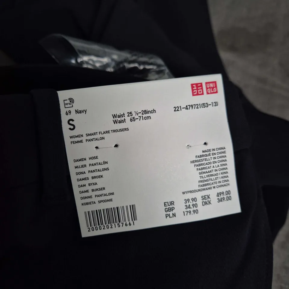 UNIQLO NAVY WOMEN'S SMART FLARE TROUSERS – UK 8 (65–71 CM WAIST)