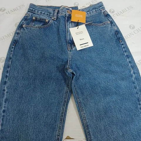 PULL & BEAR HIGH RISE MOM JEANS - EUR 38