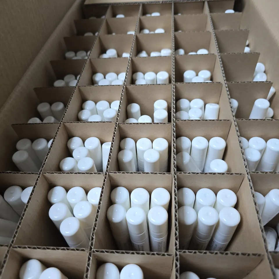 BOX OF APPROXIMATELY 600 X BALANCEME HYALURONIC LIP BALM – NATURAL SKINCARE - 5ML