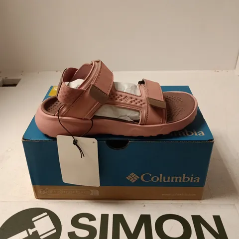 BOXED PAIR OF COLUMBIA PEAKFREAK ROAM SANDALS IN PINK - UK 4