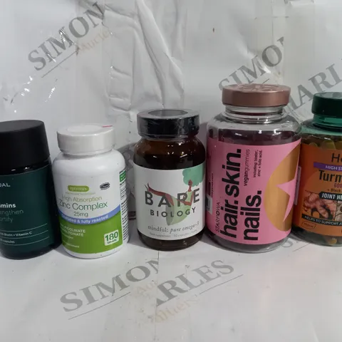 BOX OF APPROXIMATELY 10 ASSORTED ITEMS TO INCLUDE - MANUAL HAIR VITAMINS - ZINC COMPLEX - HOB TUMERIC ECT