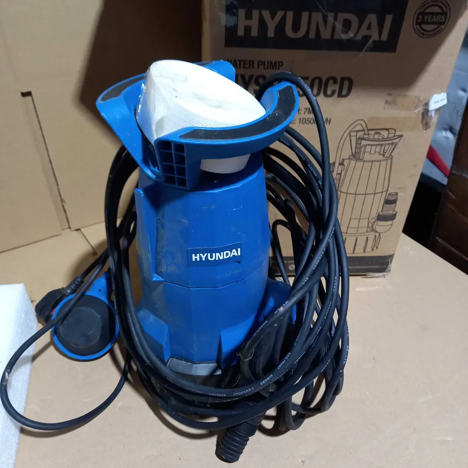 HYUNDAI 550W ELECTRIC CLEAN AND DIRTY WATER SUBMERSIBLE WATER PUMP