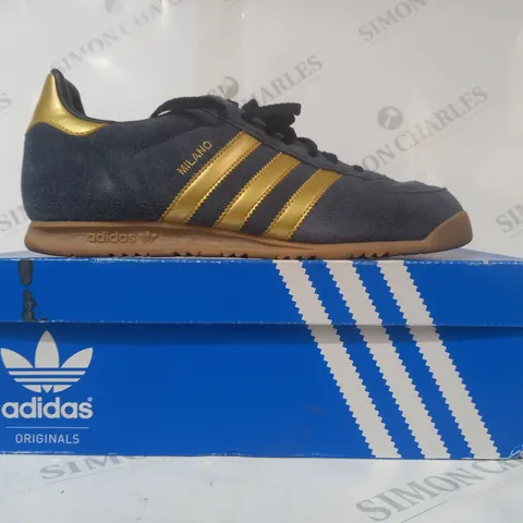 BOXED PAIR OF ADIDAS MILANO SHOES IN BLUE/METALLIC GOLD UK SIZE 8