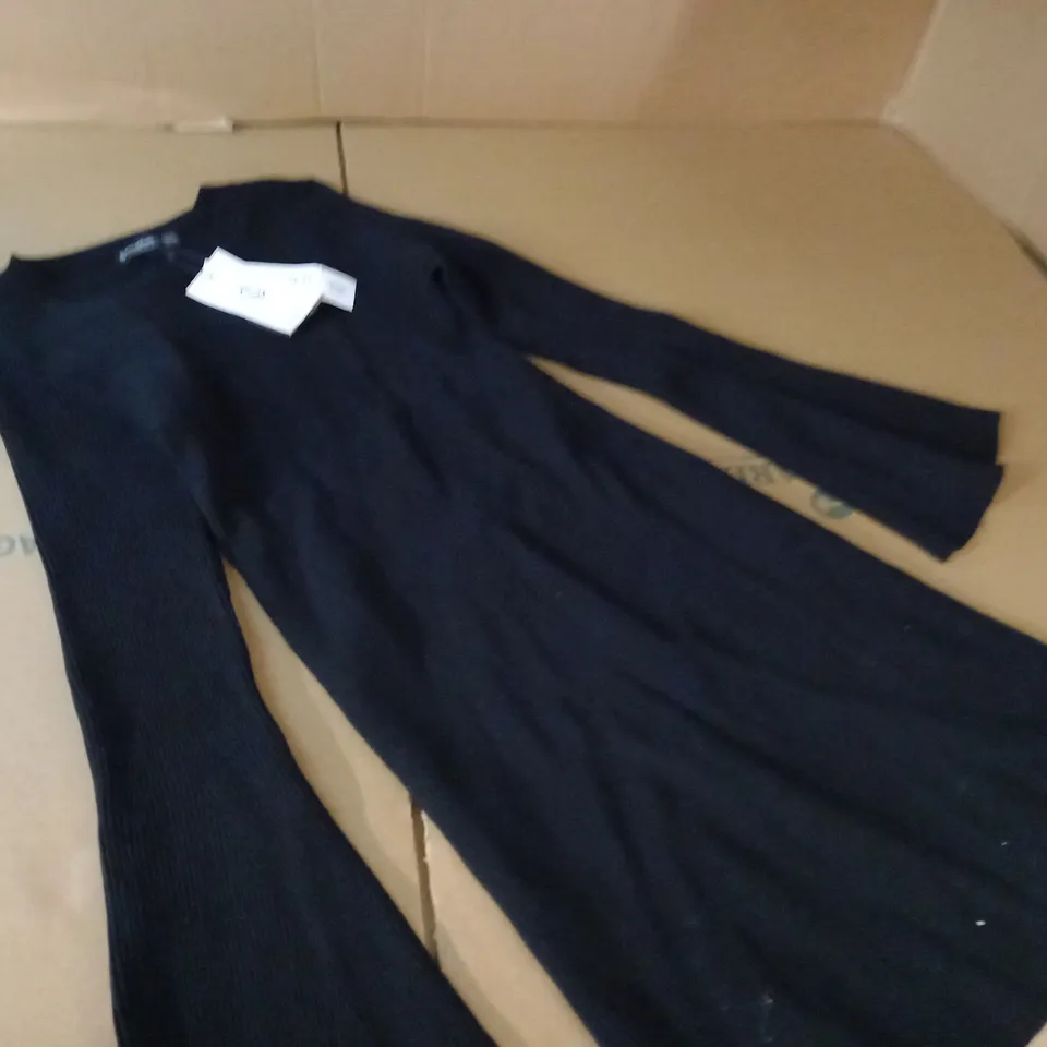 STRADIVARIUS LONG SLEEVE BLACK DRESS - EUR S