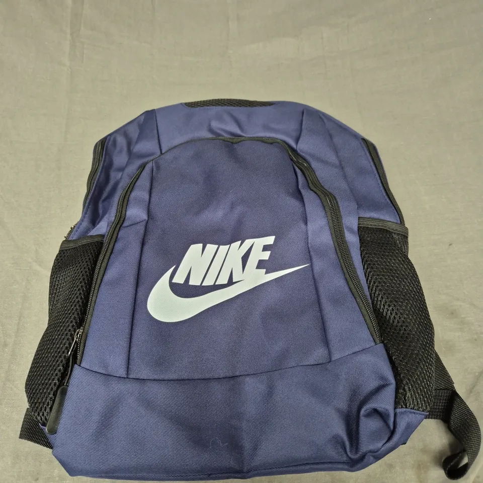 NIKE CASUAL BACKPACK