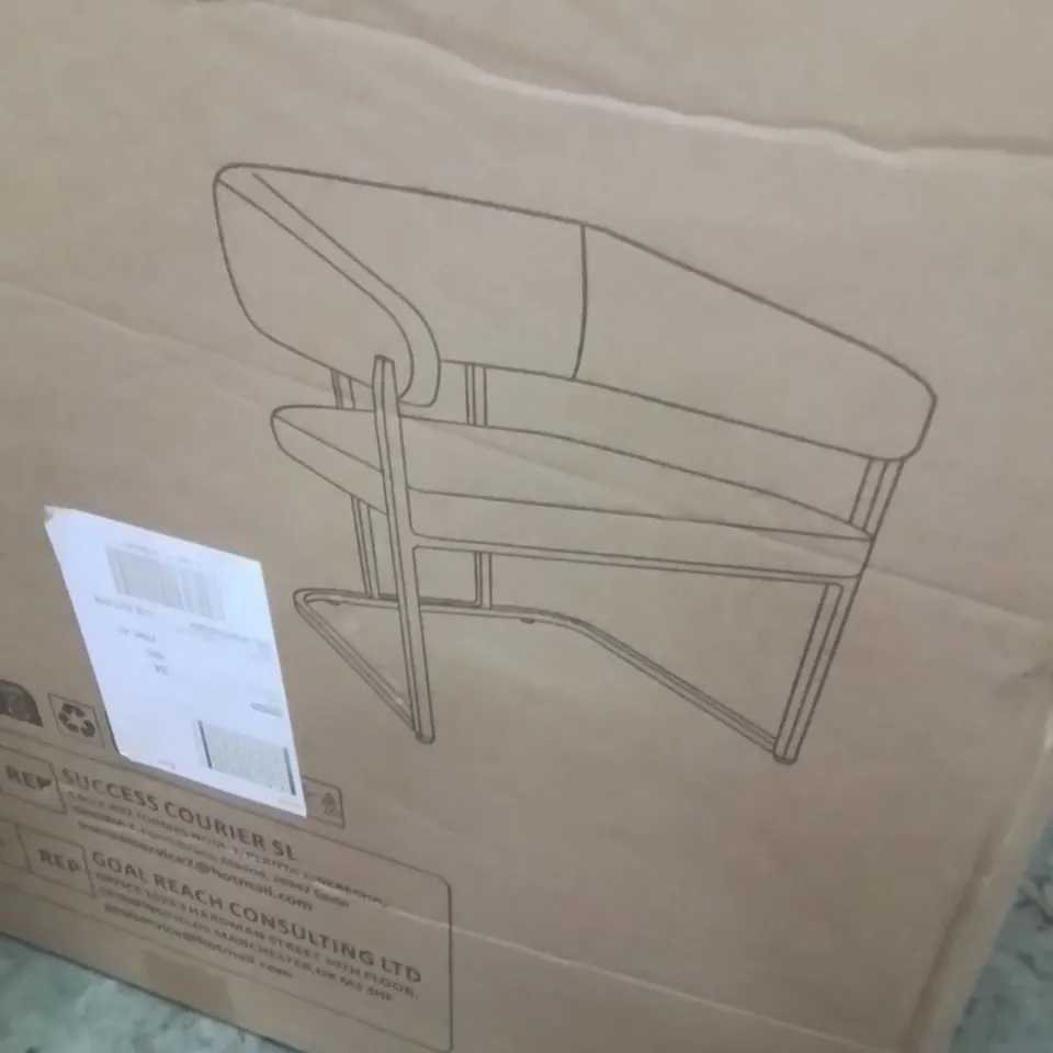 BOXED DINING CHAIR 1PC