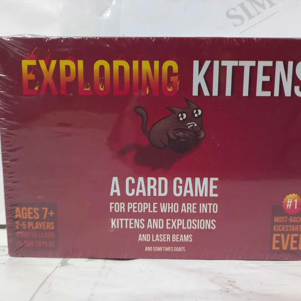 EXPLODING KITTENS CARD GAME