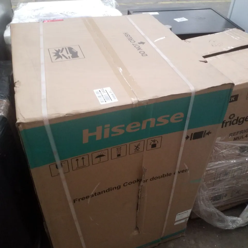 BOXED HISENSE HDE3211BXUK CERAMIC FREESTANDING ELECTRIC COOKER